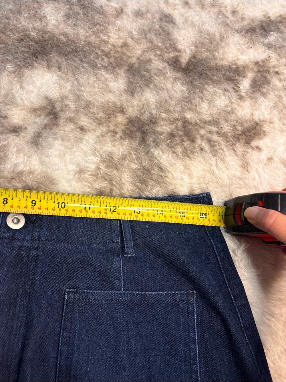 HALARA Indigo Denim Jeans with Brand Tag - Picture 5 of 8